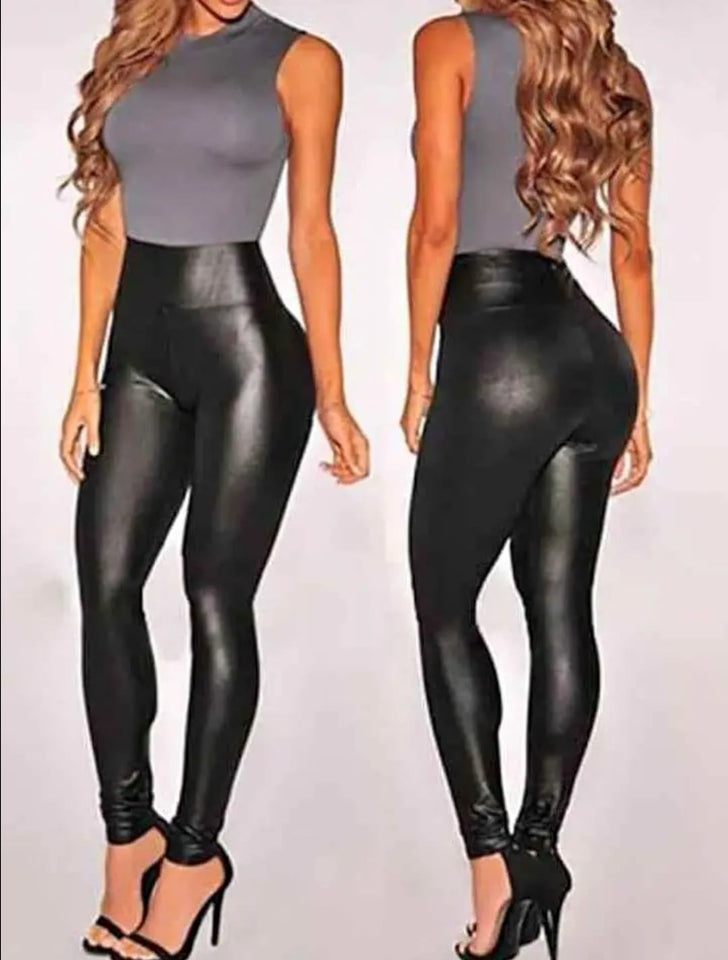 LEGGIN EFECTO CUERINA CON CARNERITO POR DENTRO